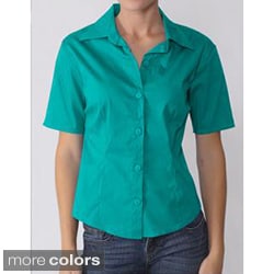 Journee Collection Women's 1/2-sleeve Fitted Blouse