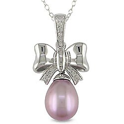 Sterling Silver Lilac Pearl and Diamond Necklace (8.5-9 mm)