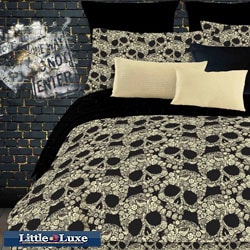 Street Revival Flower Skull Full-size Bed in a Bag with Sheet Set