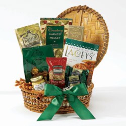 Bountiful Delights Gourmet Food Basket