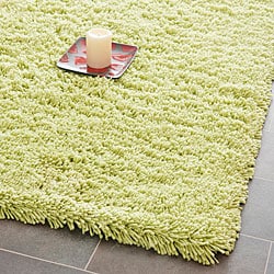 Hand-woven Bliss Lime Green Shag Rug (2' x 3')