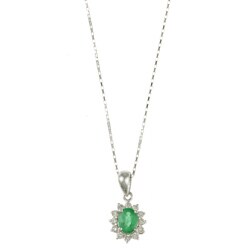 14k White Gold Emerald and 1/8ct TDW Diamond Necklace (I-J, I2-I3)