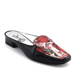 Icon Women's 'Carole-8' Leather Open-back Mules