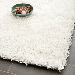 Medley Off-White Textured Shag Rug (5' x 8')