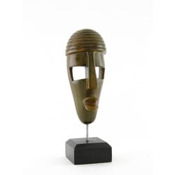 Soapstone Guava Kisii Mask on Stand (Kenya)
