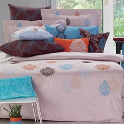 Cheshire Queen-size 3-piece Duvet Cover Set