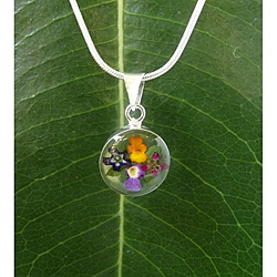 Sterling Silver Bouquet of Flower Clear Round Necklace (Mexico)
