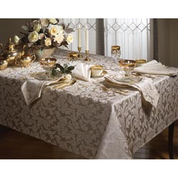 Toscana Jacquard 60x104-inch Tablecloth and 8-piece Napkin Set