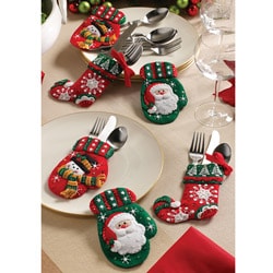 Bucilla Utility Silverware Holders Felt Applique Kit (Set of 6)