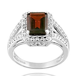 Glitzy Rocks Silver 2 1/2ct TGW Garnet and Diamond Accent Ring