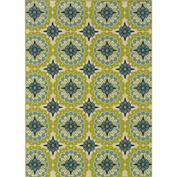 Catalina Green/Ivory Outdoor Area Rug (3'10 x 5'6)