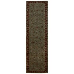 Hand-tufted Larcius Wool Rug (3' x 12')
