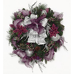 reative Design Group Traditional Holiday Wreath