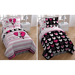 Minnie Mouse 'Hearts and Dots' Twin-size 5-piece Reversible Bed in a Bag with Sheet Set