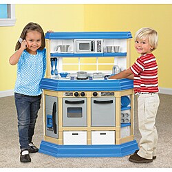 American Plastic Toys KM Custom Kitchen Play Set