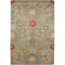 Hand-tufted Ivory, Red and Green Wool Rug (8' x 11')