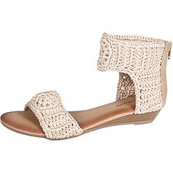 Refresh by Beston Women's 'Tokyo-05' Beige Knit Wedge Sandals