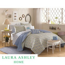 Laura Ashley 'Carlie' Blue King-size Quilt