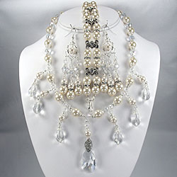 Ivory Pearls and Clear Crystal Jewelry Set
