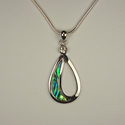 Jewelry by Dawn Open Oval Shaped Abalone Pendant Necklace 