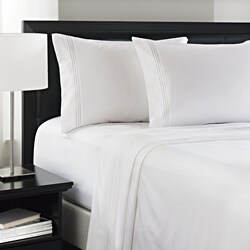 Roxbury Park Baratto Stripe 300 Thread Count Bleach White 100-percent Cotton Sheet Set