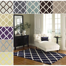 Hand-hooked Alexa Moroccan Trellis Wool Rug (6' x 9')