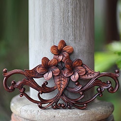 Suar Wood 'Frangipani Garland' Wall Sculpture (Indonesia)