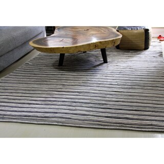 Low Price ARTAJUL Handmade Beige/ Brown Ramble Stripes Retro/ Vintage Felt Patchwork Designer Rug (5'5 x 7'8)