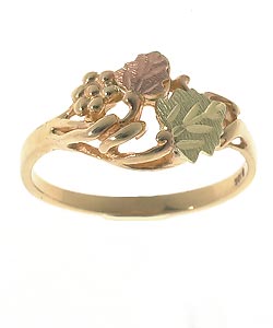 Black Hills Gold Leaf Ring