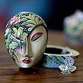 Handcrafted Crocodile Wood 'Mysterious Lady' Jewelry Box (Indonesia)