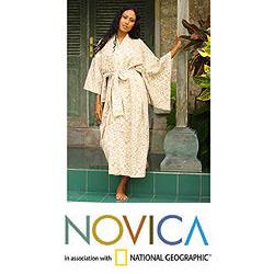 Rayon 'Bali Arabesques' Batik Robe (Indonesia)