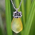 Sterling Silver 'Yellow Rose Lover' Chalcedony Necklace (Thailand)