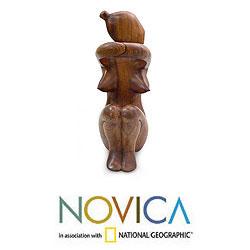 Handcrafted Suar Wood 'Warm Embrace' Wine Bottle Holder (Indonesia)
