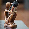 Handcrafted Suar Wood 'Thinker' Wine Bottle Holder (Indonesia)