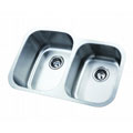 Stainless Steel 31.5-inch Undermount Kitchen Sink
