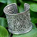Sterling Silver 'Dazzling Jasmine' Bracelet (Thailand)