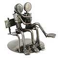 Iron 'Park Bench Sweethearts' Statuette (Mexico)