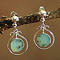 Sterling Silver Opal 'Hold Me' Earrings (Peru)