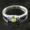'Blue Embrace' Iolite and Peridot 3-stone Ring (India)