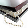 White Freshwater Pearl Necklace with Wood Gift Box (9-10 mm)