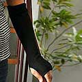 Alpaca Wool 'Black Braids' Arm Warmers (Peru)