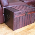 Original Hawaii Medium Wood Trunk with Decorative Wicker