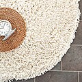 Hand-woven Bliss Ivory Shag Rug (4' Round)
