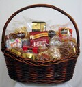 Gift Techs Mountain Feast Gift Basket