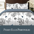 Perry Ellis Asian Lilly White Full/ Queen-size 3-piece Duvet Cover Set