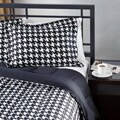 White/ Black Houndstooth Twin-size Comforter Set