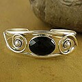 Sterling Silver 'Sublime Seas' Pearl Bracelet (4-4.5 mm) (India)