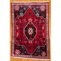 Persian Hand-knotted Shiraz Red/ Ivory Wool Rug (6'5 x 9'2)