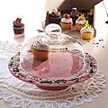 American Atelier Confections 10-inch Pedestal Cake Plate w/Glass Dome