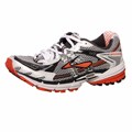 Brooks Women's 'Ravenna 2' Coral Athletic Shoes